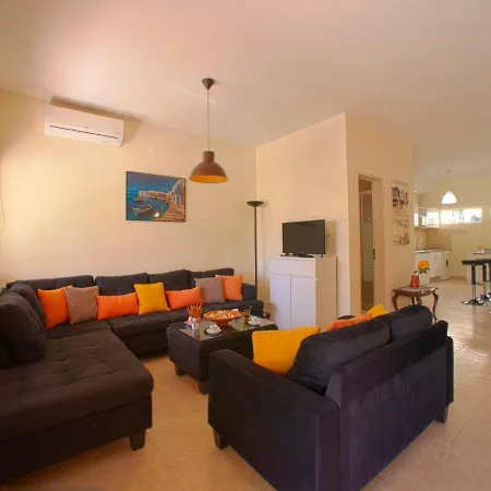 Апартаменты Roy's Place By Interhome *