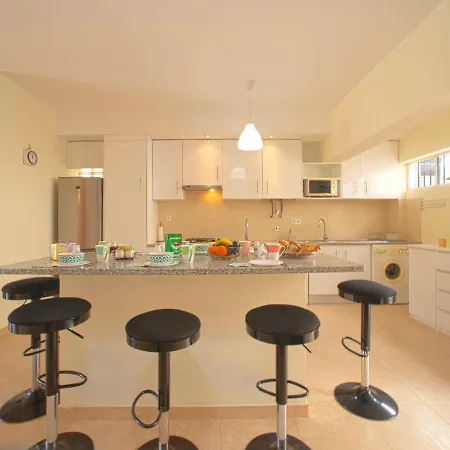 Roy's Place By Interhome Portimao